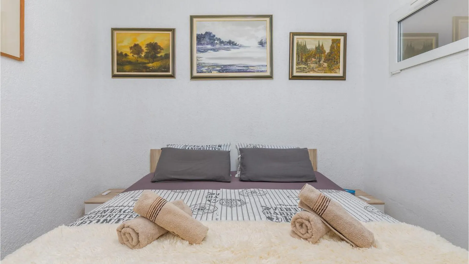 Stunning Apartment In Vodnjan With Kitchen Hırvatistan